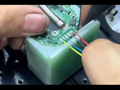 Anti-statik tasarım yarı otomatik lehimleme makinesi yuvarlak havacılık başı veri hattı USB lehimleme