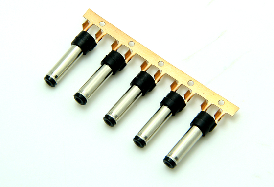 Fabrika Doğrudan DC Plug Düzenleme Çatal 2.35-2.5 Düzenleme Çatal Ses Plug Elektronik Bağlantı