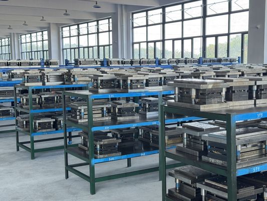 Metal Terminal Crimping Mold with Punching SPM 200 and Save Material 10% for High Speed Press Machine