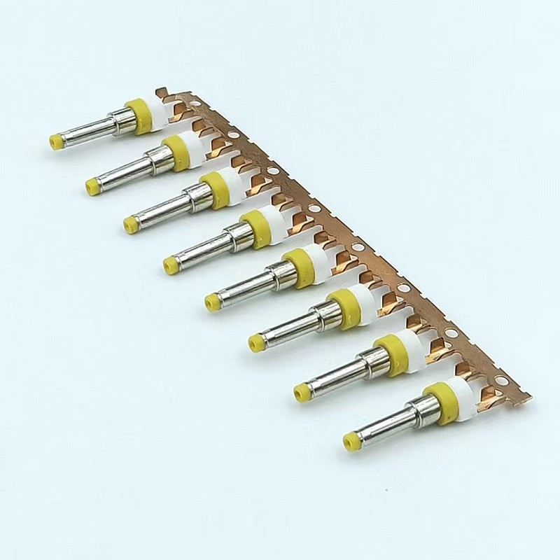 Fabrika Doğrudan DC Plug Düzenleme Çatal 2.35-2.5 Düzenleme Çatal Ses Plug Elektronik Bağlantı