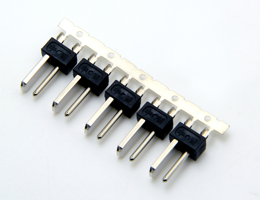 Basın-özgür Sürekli Riveted DC Plug Crimping DC Erkek DC Plug Tepeli DC Erkek Bağlantısı